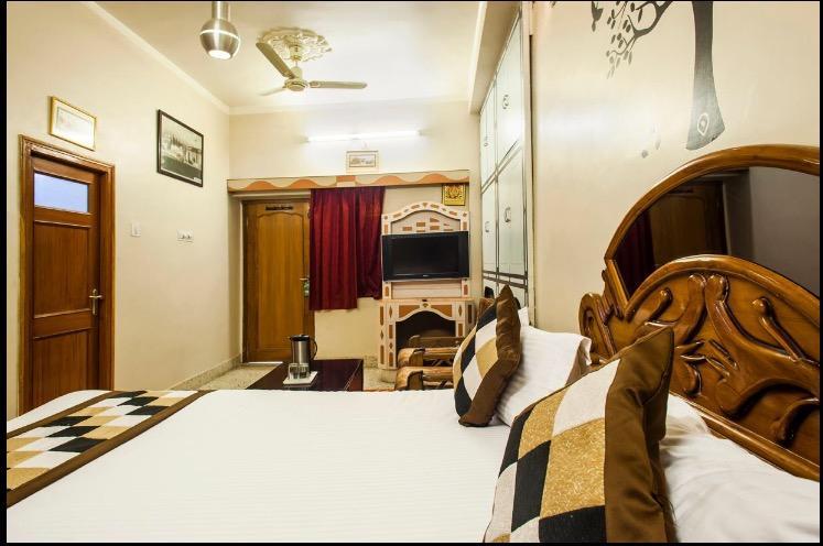 Hotel Bharat Niwas Bikaner Dış mekan fotoğraf